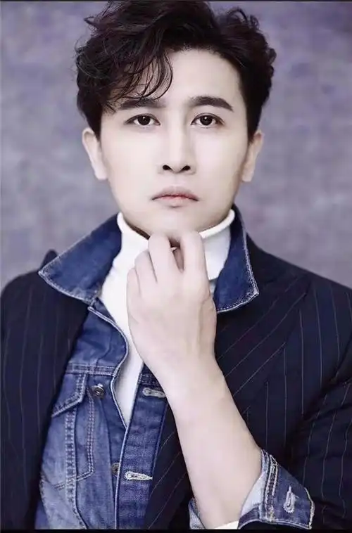 宋允皓饰演徐敬言