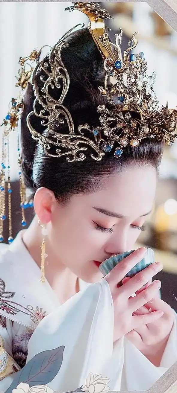 创作灵感 #神仙颜值 #汉服写真 #独孤皇后 #陈乔恩 # - 抖音