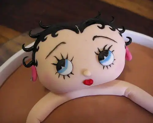 35张精彩的贝蒂娃娃照片