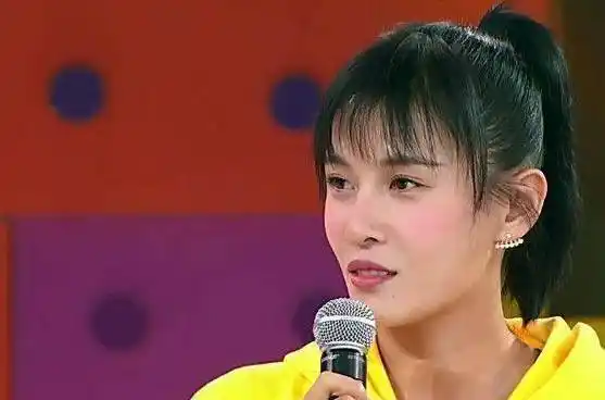 杨幂身在《真正男子汉》,心系家中小糯米_母亲_交流_什么