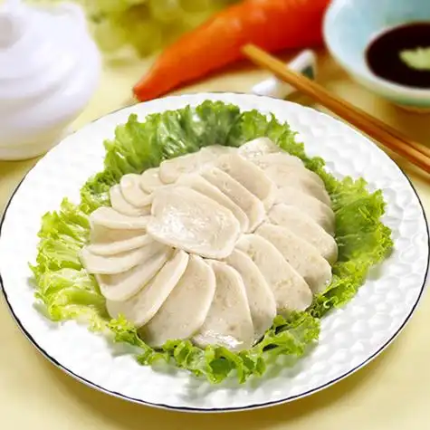 p>温州鱼饼浙江省温州市的一种特色小吃,属于浙菜系;该菜品均以东海