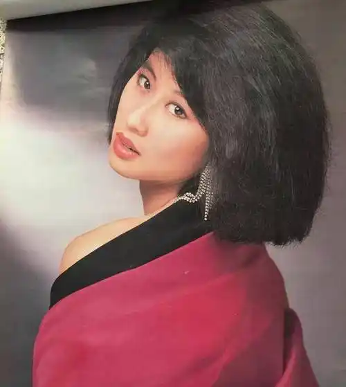 73岁林子祥近况,前妻将他捧红却遭抛弃,娶叶倩文后终获幸福_吴正_合唱