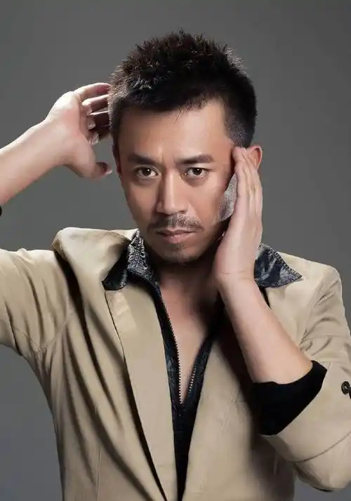 原创他们是人们艳羡的明星为何走上吸毒之路