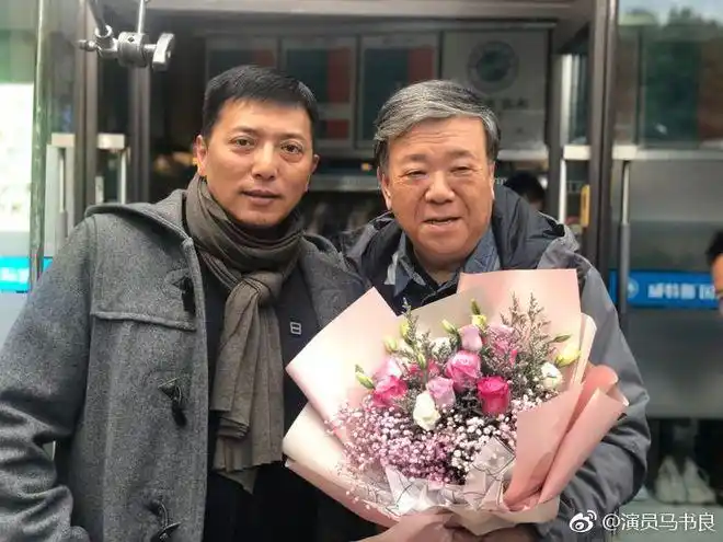 家有儿女胡一统被偶遇59岁马书良状态苍老让人心疼