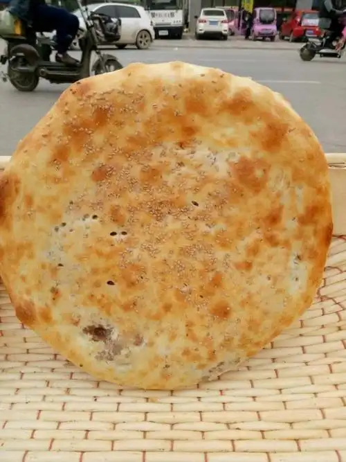 转朋友○三天免费送老博山肉烧饼了!