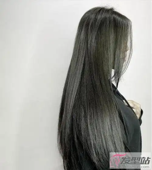 充满聚会派对的年底一款抢眼发色很重要红vs绿发色让你称霸年底派对