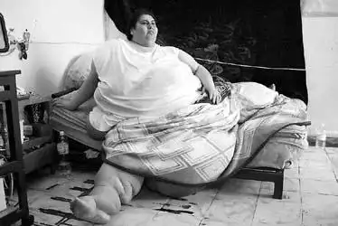 相比之下,那个更漂亮? 都是很极端的职业竞技选手,还都是世界一流的!