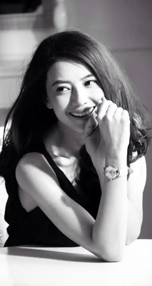 高圆圆手机壁纸欣赏