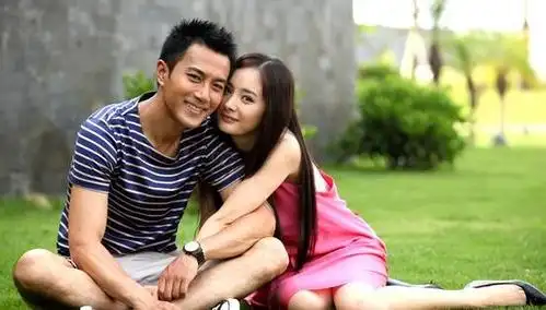 杨幂访谈节目说胡歌女人缘太好否认两人3年恋情闹掰