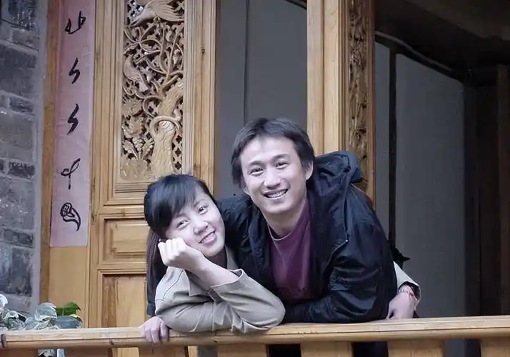 "洗脑选手"黄磊:先遭贾静雯发暧昧短信,后被妻子孙莉当众指控_刘若英