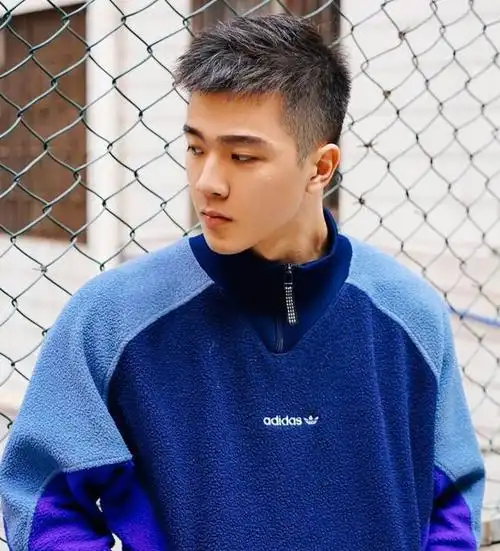 男生留锅盖头发型太幼稚今年夏天剪这3款发型清爽又帅气