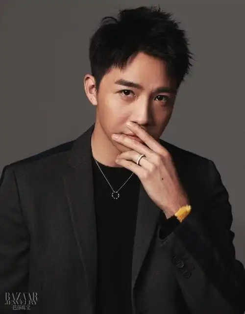 因祸得福成为励志人物,俞灏明从花美男变成了实力派演员