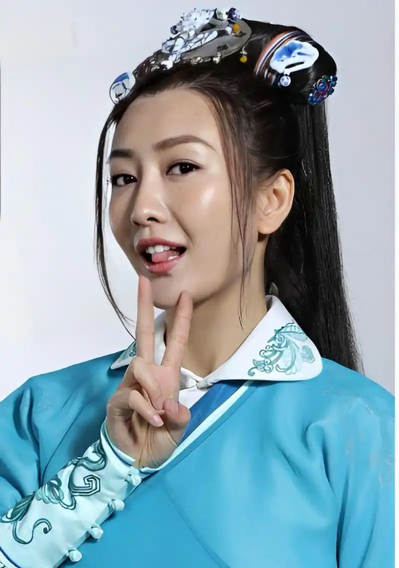 然而,从她舌头的颜色来看,王鸥修女一定