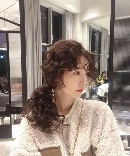 羊毛卷你适合烫吗?