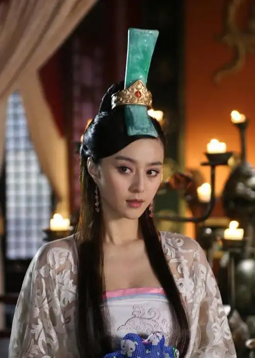 十位苏妲己,傅艺伟温碧霞差距明显,林心如最清纯,娜然"封神"