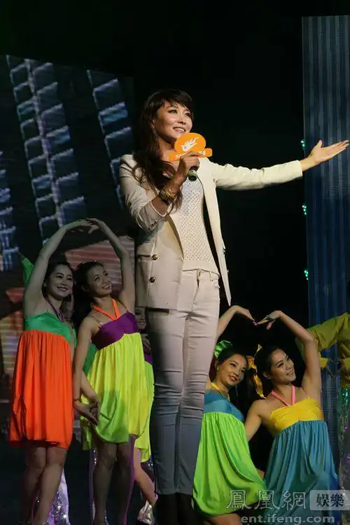 徐千雅新歌我爱你长沙荣获金曲奖