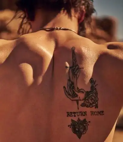 蒋劲夫纹身曝光!蒋劲夫身上有多少个纹身?只有一个是给日本女友的