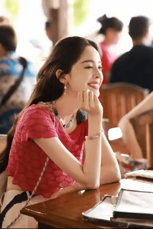 即便是拥有lv的宋茜也无法拒绝!