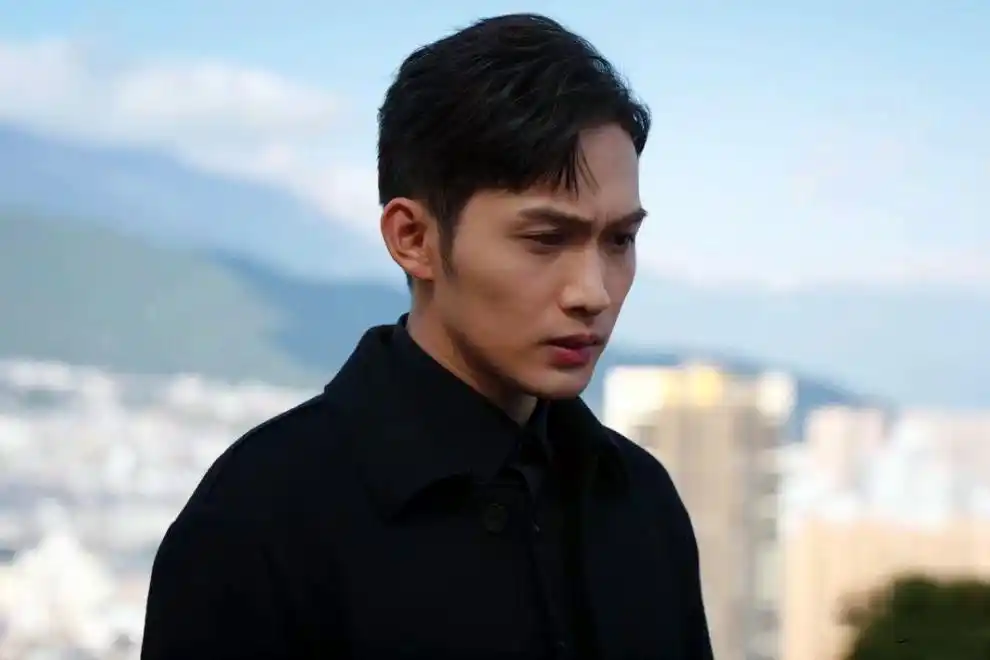 《司藤》原著:秦放不知道,安蔓也有"分身",她的爱情全是套路