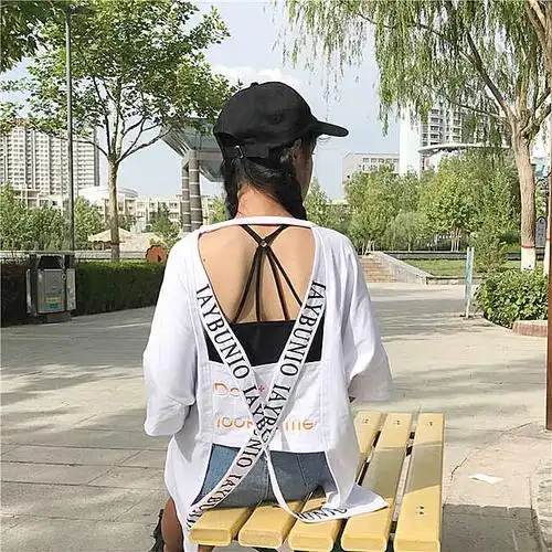 实拍港风原宿风后背刺绣印花字母交叉镂空露背t恤女潮流