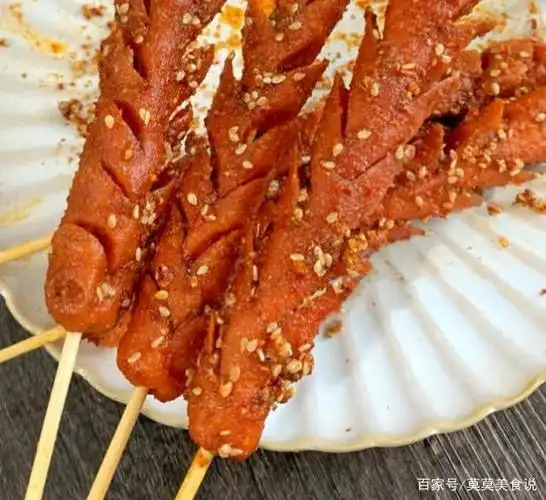 追剧零食炸火腿肠