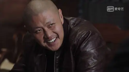 但从另一角度来说,赵荀饰演的蝎子算是他转型之作,从观众的认可来看