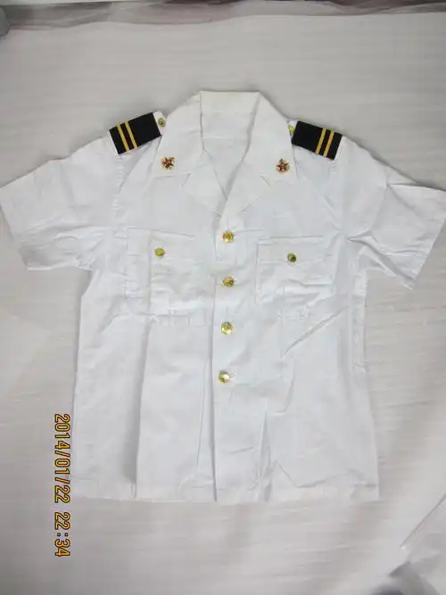 中国人民解放军海军的两种水手服有哪些区别?