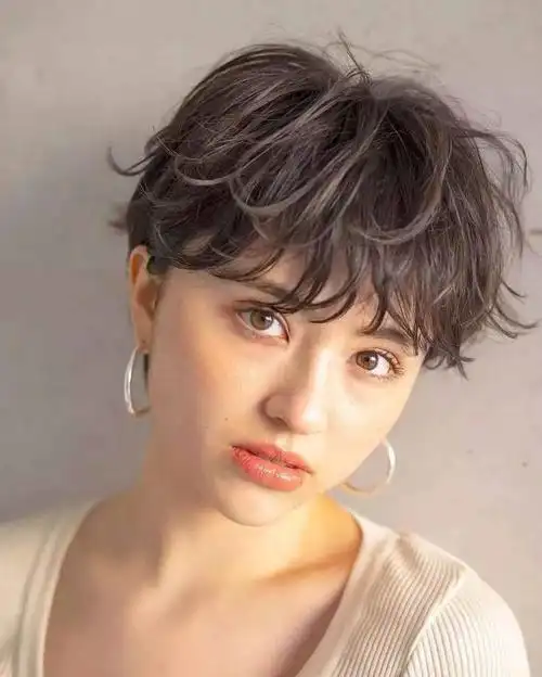 头发少的人适合什么发型适合发量少细软的短发