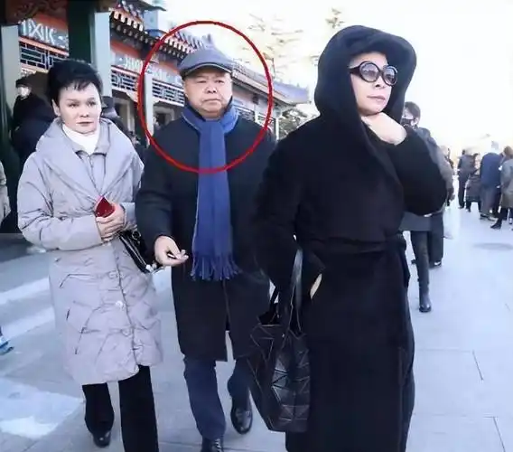 董文华相伴39年的老公,居然是他!