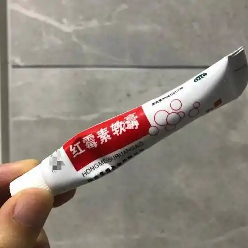 原创3块钱一支的红霉素软膏可以治疗多少种病这4个作用很突出