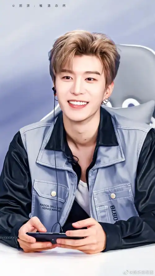 范丞丞白发氛围感