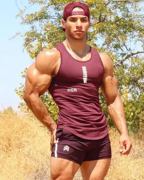 外国男友  #外国帅哥  #练出腹肌马甲线  #腹肌男孩  #马甲线男神