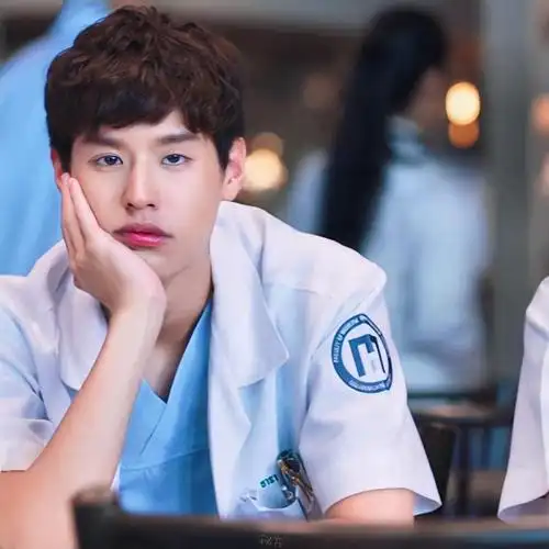 一整组爱的警报器修图