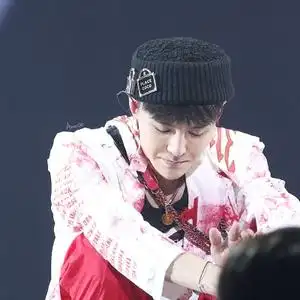 冬季权志龙同款帽子男女保暖毛线帽潮嘻哈装饰针织帽韩版时尚百搭