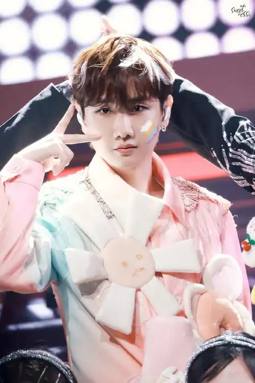 9  世纪派对北京站被可爱打败#汪苏泷2023世纪派对巡回演唱会##汪苏泷