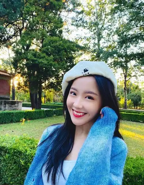 王艺瑾,笑容甜美可人的"甜美系"女神