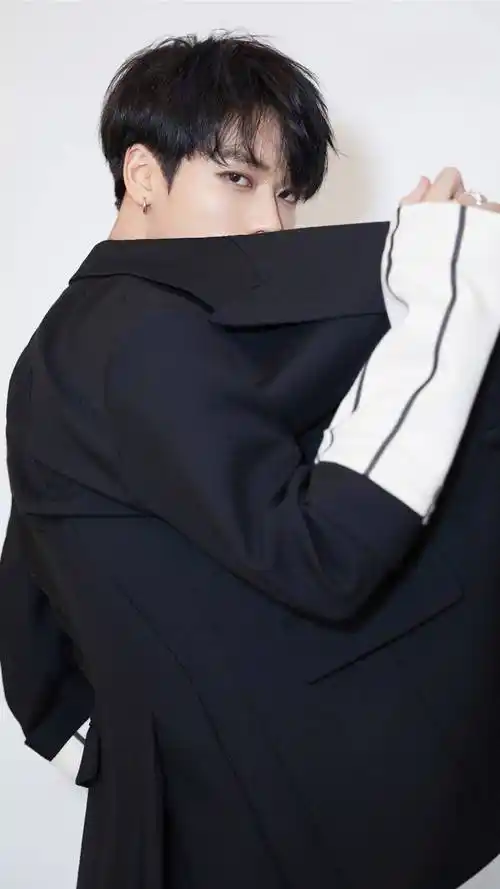 爱豆林彦俊写真手机壁纸