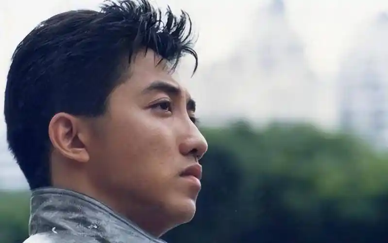 秦昊庾澄庆同一年爱上她?