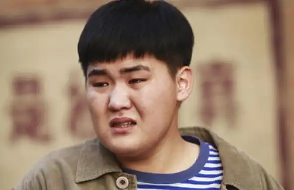 自曝现任丈夫叫马明东,男方身份太神秘_手机搜狐网