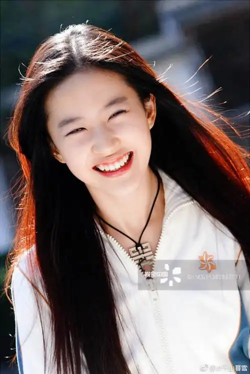 刘亦菲 运动服 青春洋溢