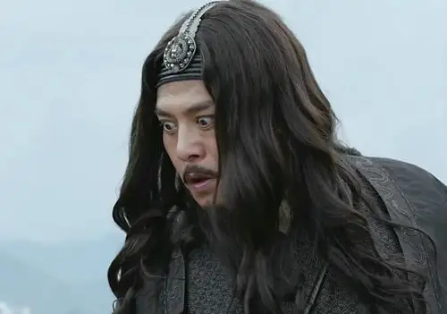 欧阳锋最阴两招一招破了黄药师的弹指神通一招令洪七公颜面无存