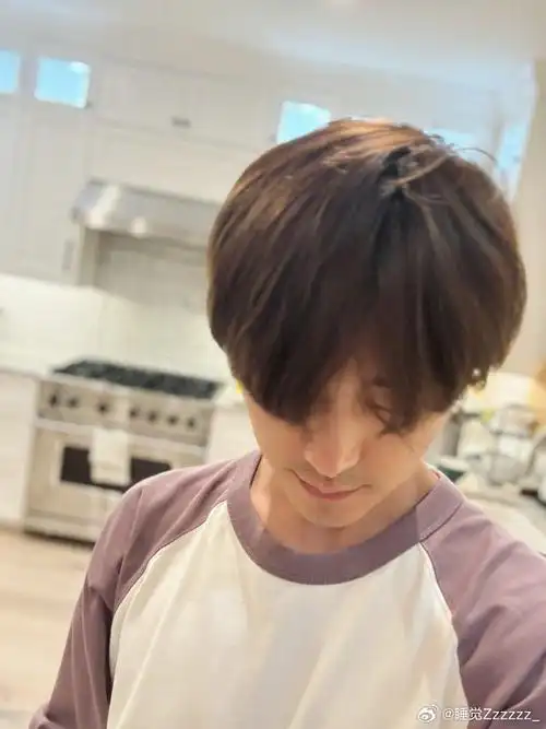 马天宇准备把胡子留到头发这么长大哥你才多大能不能别留胡子了你看看