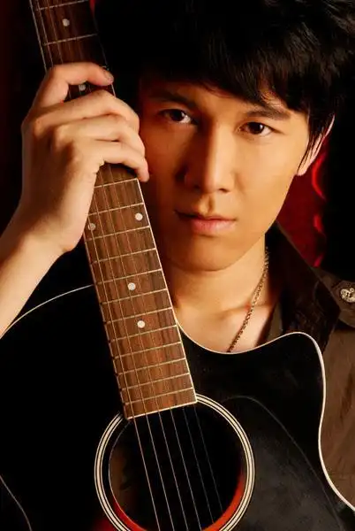 高进(华语流行男歌手)_尚可名片