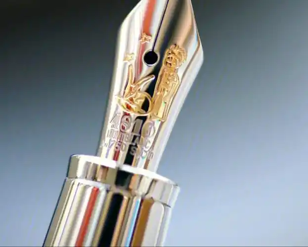 集美们求安利这种有好看笔尖的钢笔