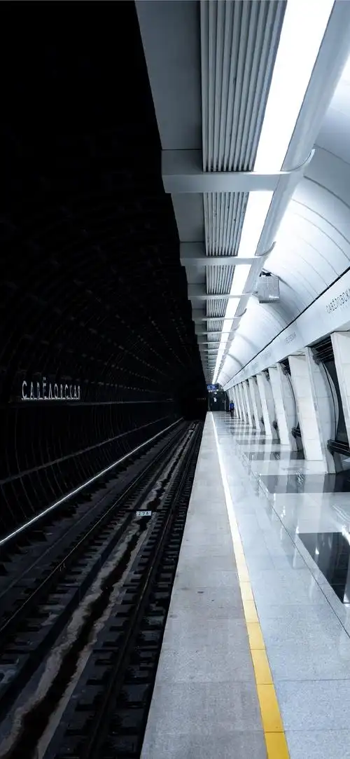 空无一人的地铁站-其他壁纸 - 壁纸之家