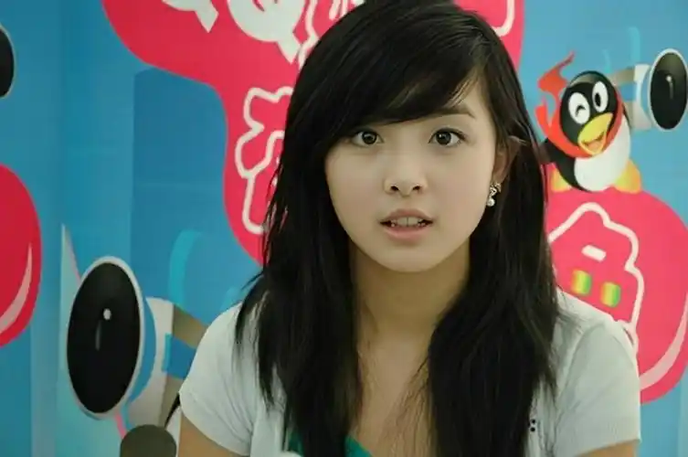 张含韵古早旧照