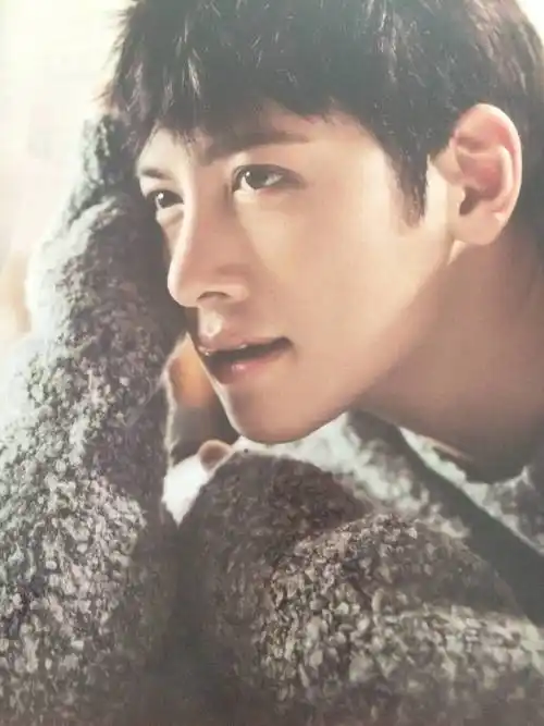 池昌旭,最美侧颜