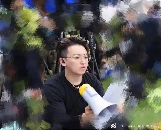 奔跑吧总导演姚译添与跑男团一起的七年长跑