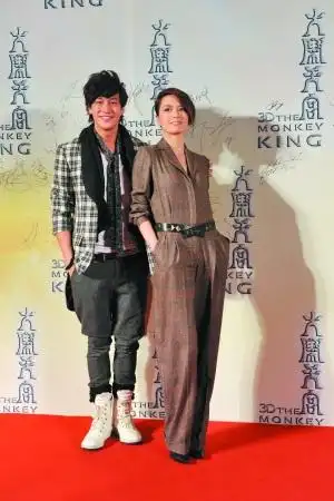 梁咏琪,何润东亮相发布会