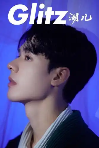 各位赏丝们超话前20男明星侧颜比美贴来了